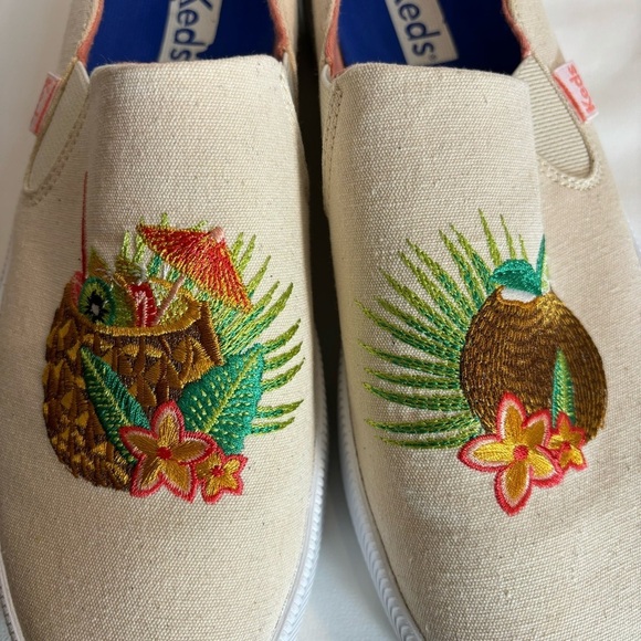 KEDS Sz 8 Slip On Slides Canvas Shoes Embroidered Pineapple Coconut Rubber Sole - Picture 5 of 10